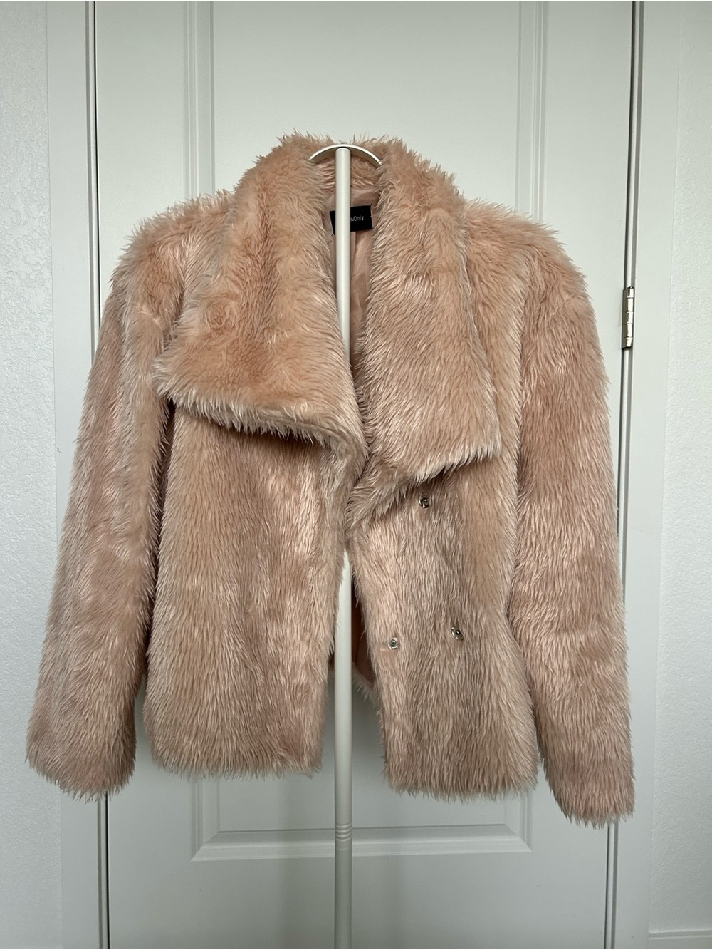 Blush Faux Fur Cropped Jacket - Oversized
